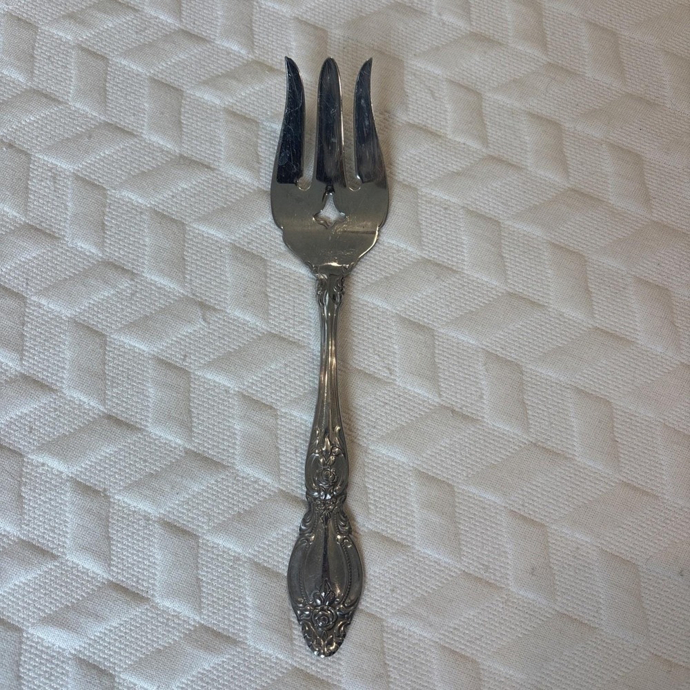 Oneida Stainless Steel Flatware Frederick II Serving Fork With Cut Out Design 9"
